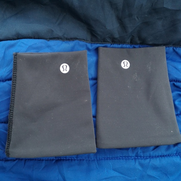 Lululemon black wristband - Picture 2 of 5